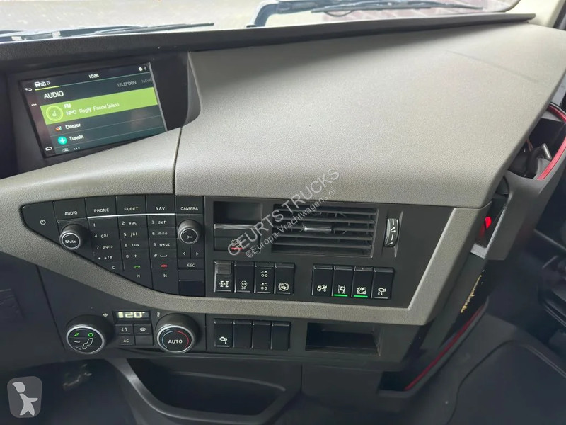 Tahač Volvo FH  6X4 TREKKER/TRACTOR/SZM EURO 6...