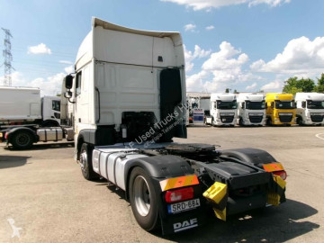 Cabeza tractora DAF