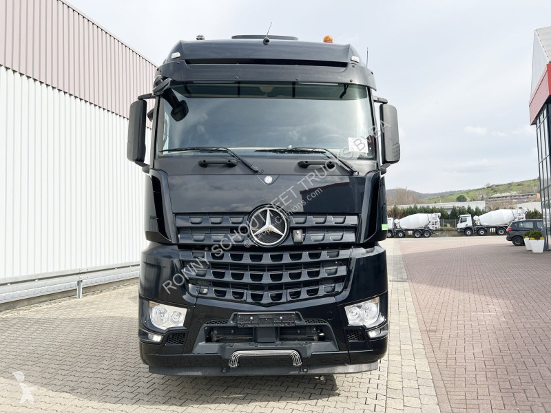 Traktor Mercedes Arocs 3358 LS 6x4 Arocs 3358...