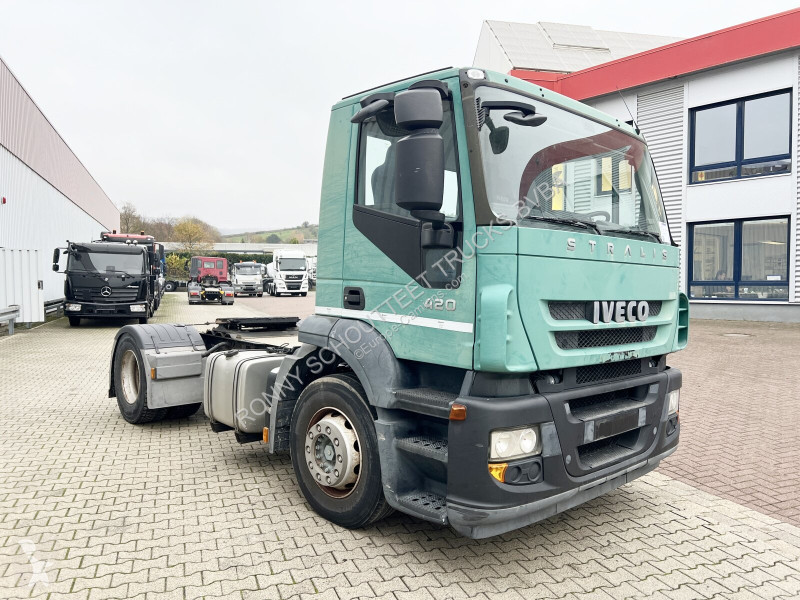 Traktor Stralis AD440S42T/P 4x2 Stralis...