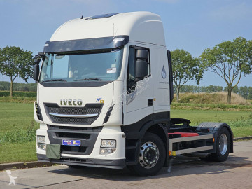 Traktor Iveco