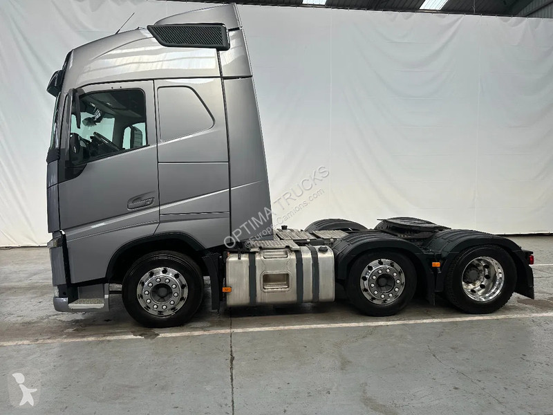 Traktor Volvo 13460 Globetrotter / 6x2 / VEB /...