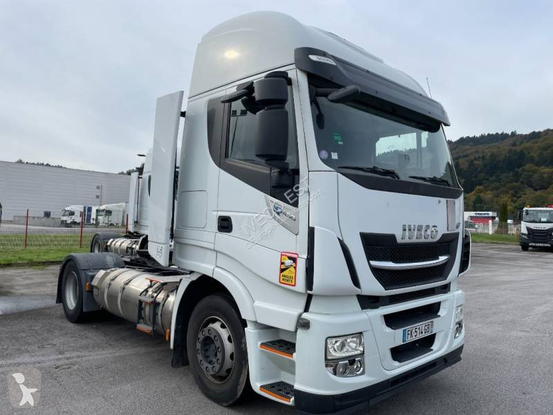 Traktor Iveco