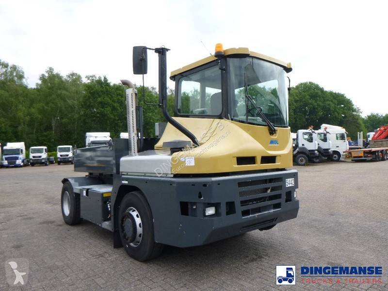 Traktor MOL RM 255 4X4 terminal drawbar tractor...