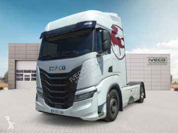 Iveco tractor unit