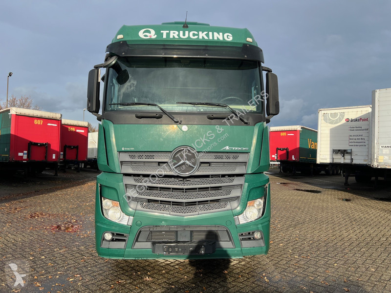 Traktor Mercedes 1845 Bigspace
