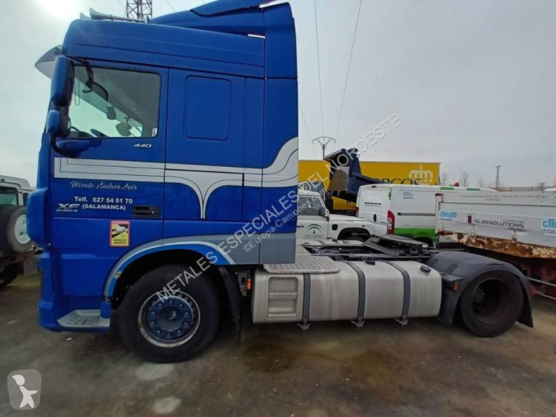 Cabeza tractora DAF
