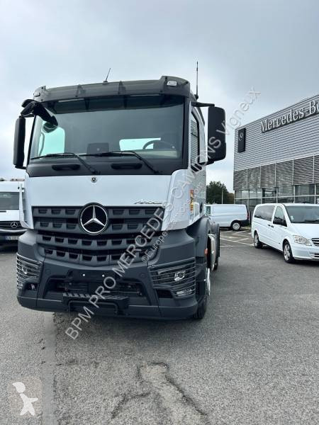 Traktor Mercedes