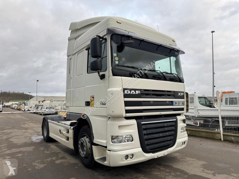 Tracteur DAF 460