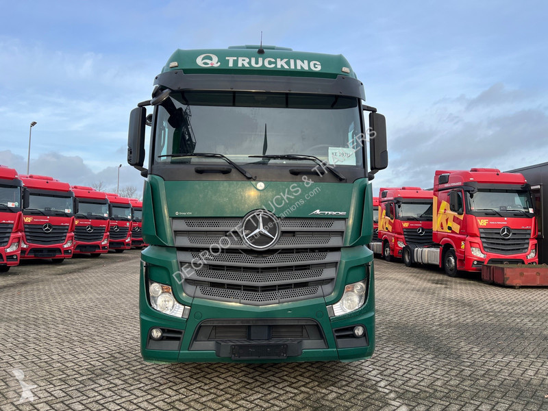Traktor Mercedes 1845 BigSpace