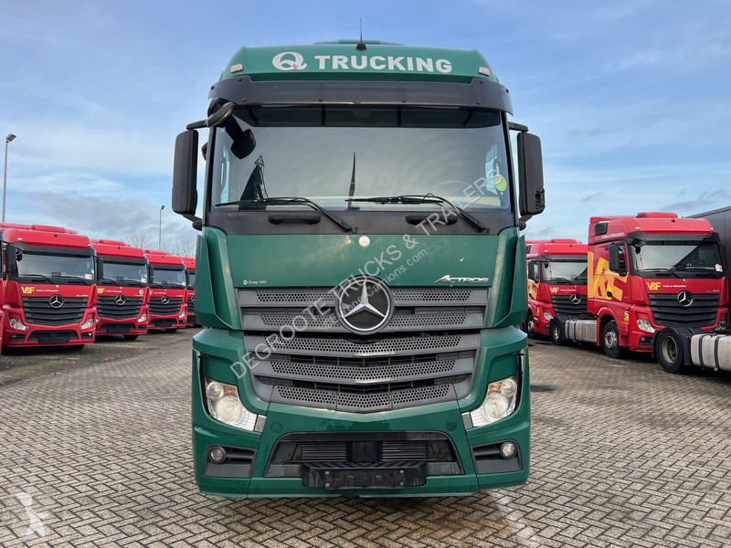Traktor Mercedes 1845 BigSpace
