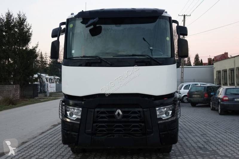 Traktor Renault