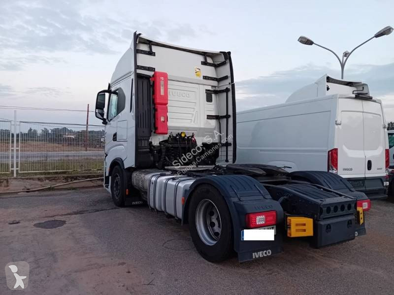 Cabeza tractora Iveco