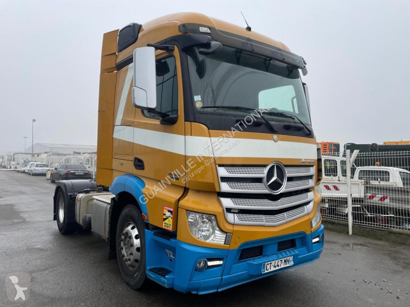 Tracteur Mercedes 1845
