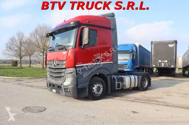 Trattore Stradale Mercedes ACTROS