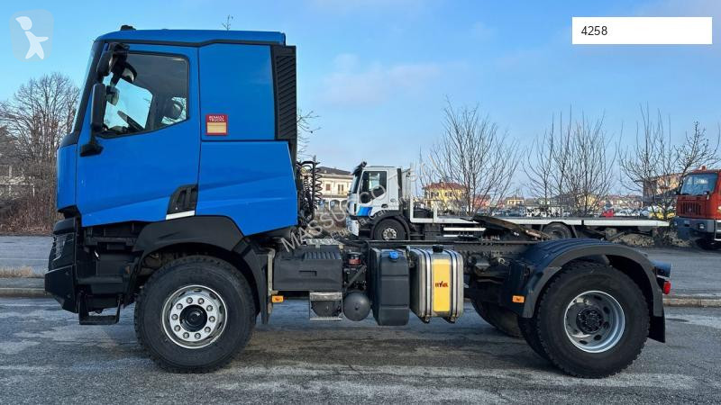 Traktor Renault K 460 4x2