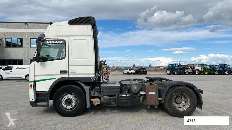 Traktor Volvo FM 9 4x2