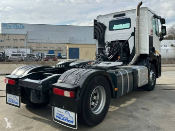 Tracteur Renault