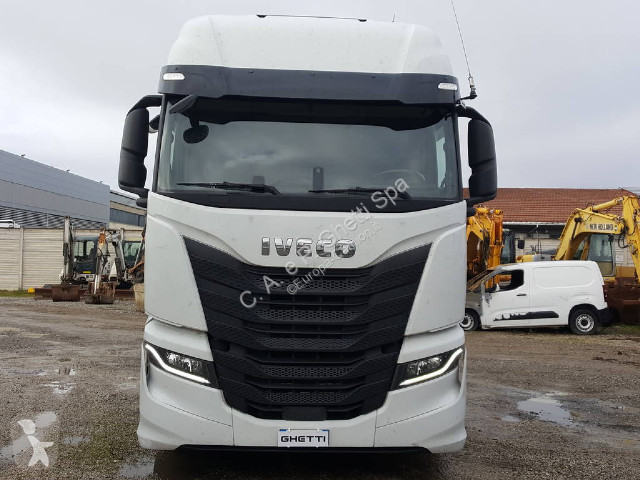 Traktor Iveco S-Way AS440S46T/P