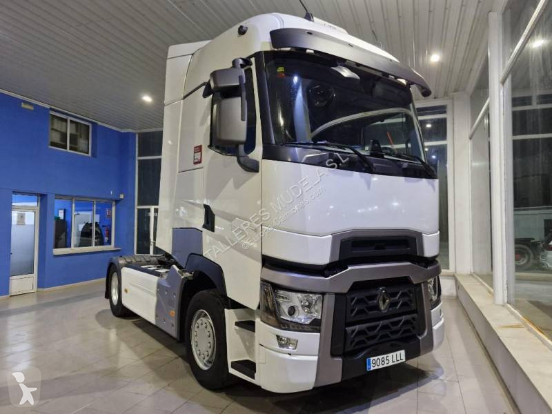Traktor Renault