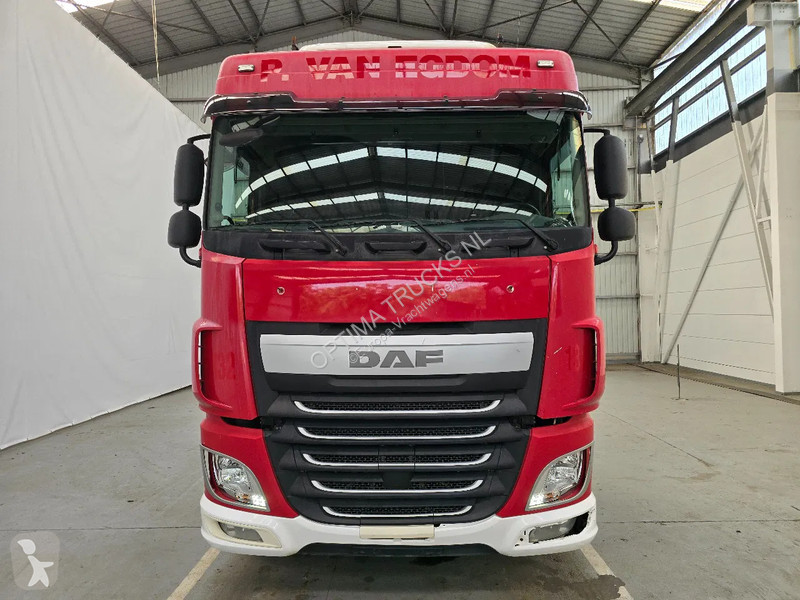 Tracteur DAF 106460 SPACECAB / INTARDER /MANUEL