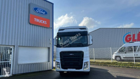 Traktor Ford Trucks ny