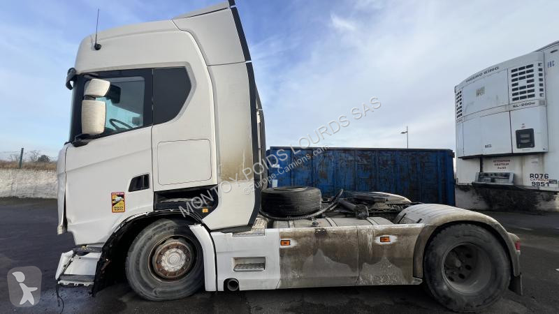 Traktor Scania 540
