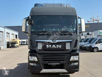 Tracteur MAN
