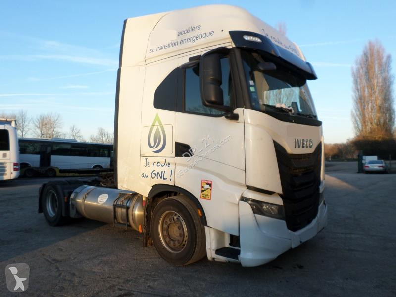 Traktor Iveco 440S46 GNL