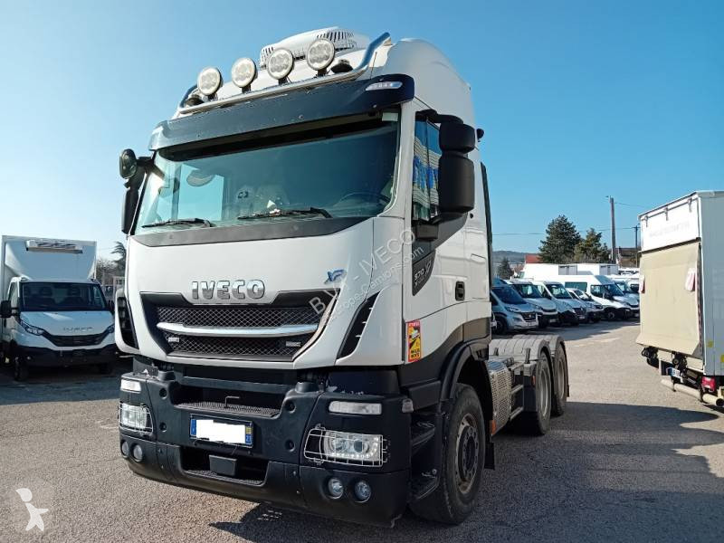 Traktor Iveco