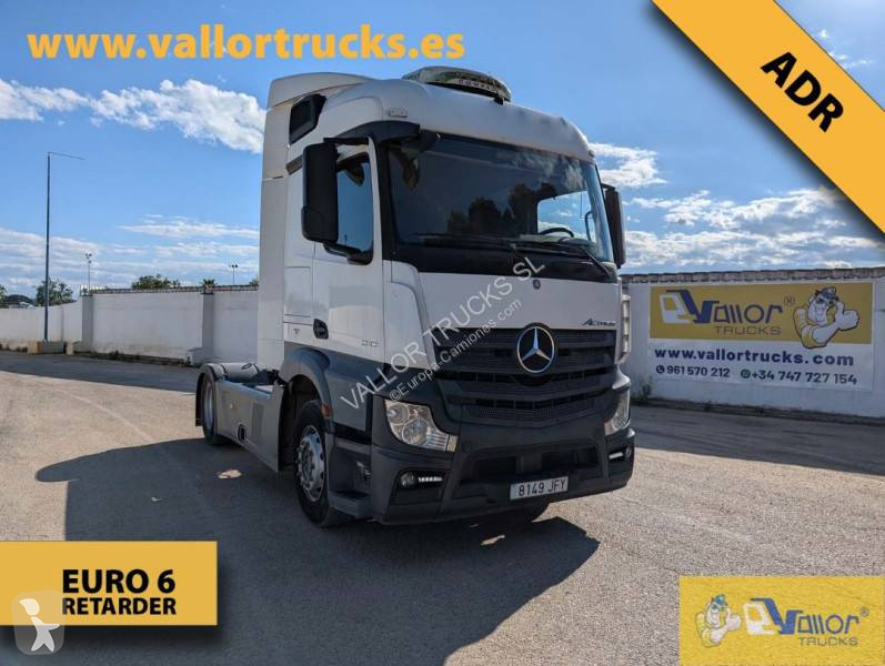Traktor Mercedes