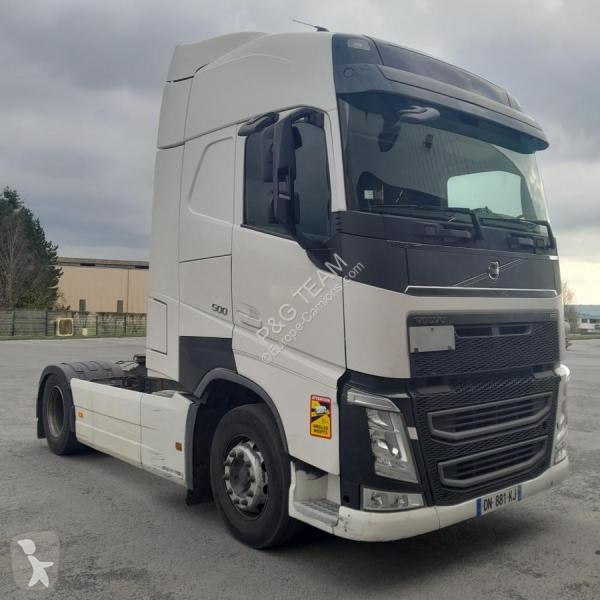 Traktor Volvo 500