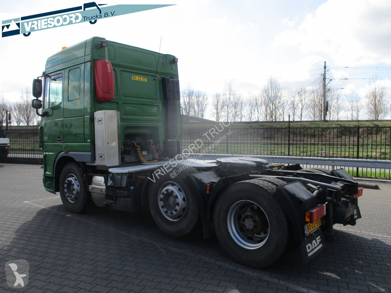 Tracteur DAF 460