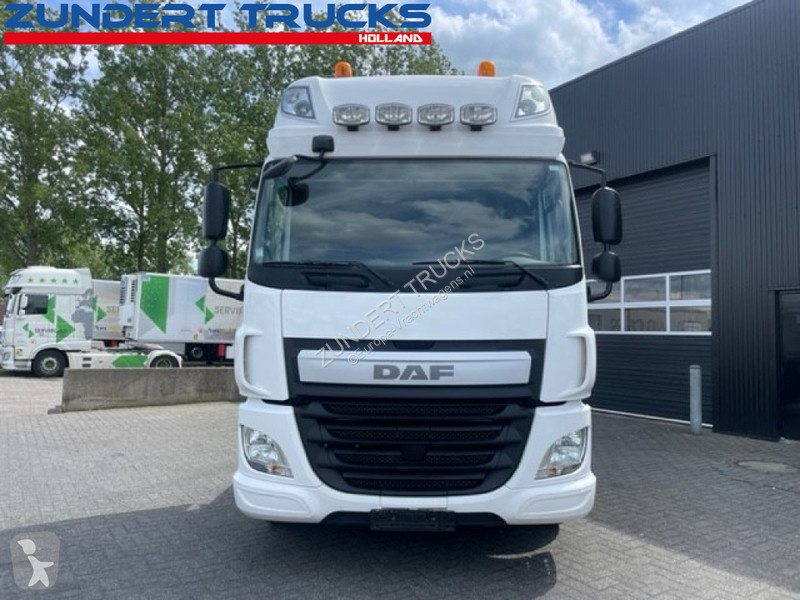 Tracteur DAF 440 SPACECAB ADR
