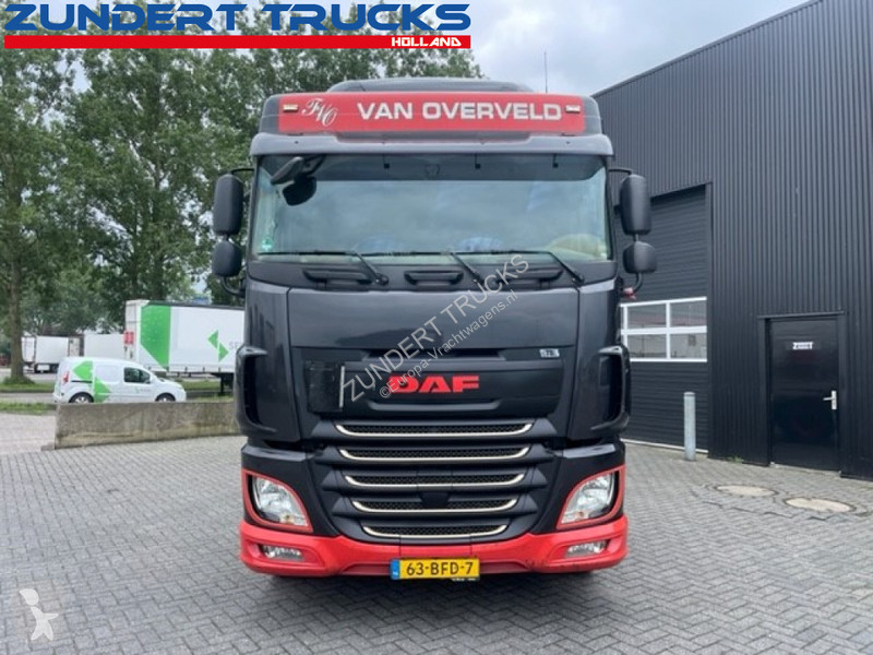 Tracteur DAF 440 SPACECAB