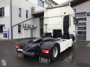 Cabeza tractora DAF