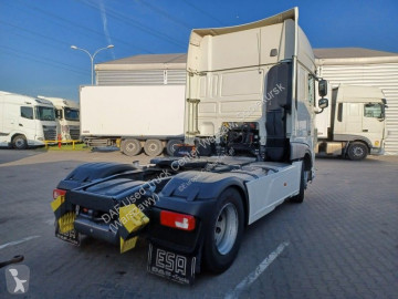 Cabeza tractora DAF