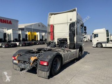 Cabeza tractora DAF