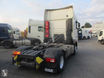 Cabeza tractora DAF