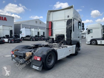Cabeza tractora DAF