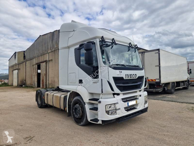 Traktor Iveco