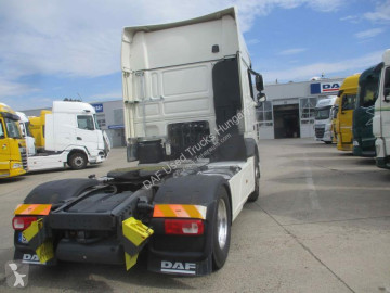 Cabeza tractora DAF
