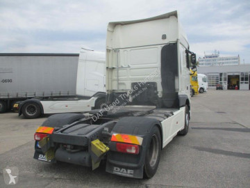 Cabeza tractora DAF