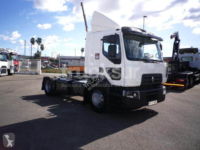 Trekker Renault  D WIDE 320.18