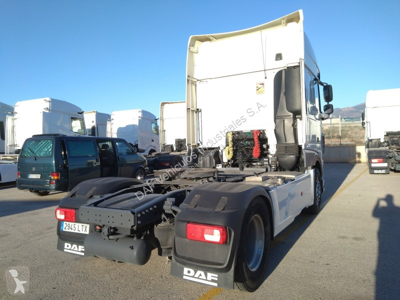 Trekker DAF 480 FT 4X2