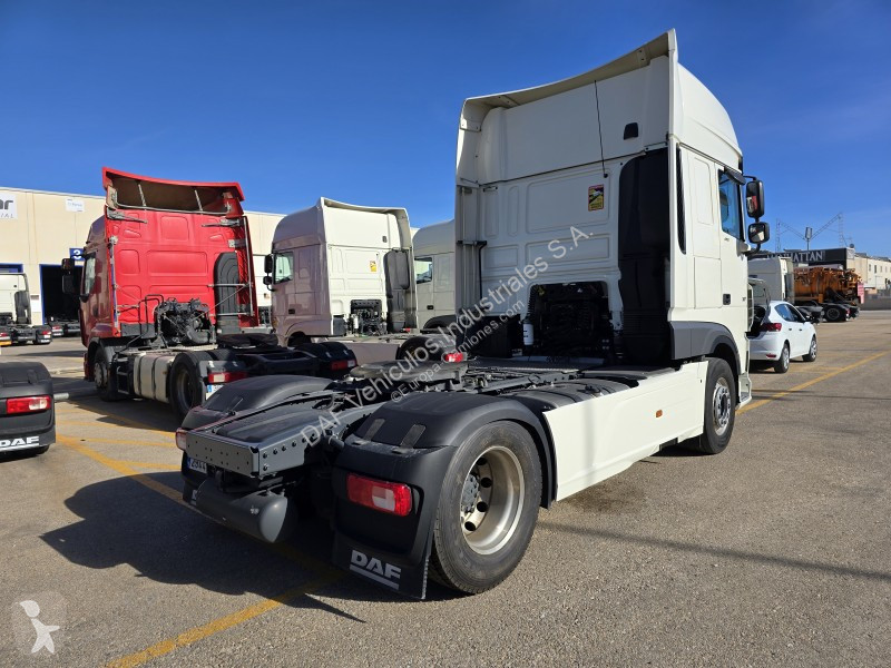 Trekker DAF 480 FT 4X2