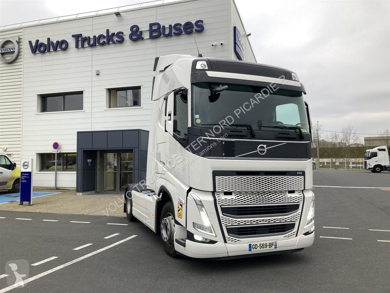 Traktor Volvo 500 ISAVE GLOBETROTTER