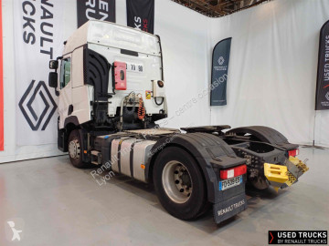 Trattore Stradale Prodotti pericolosi / adr Renault