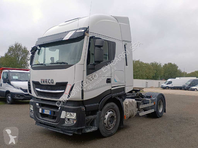 Traktor Iveco Stralis AS440S46