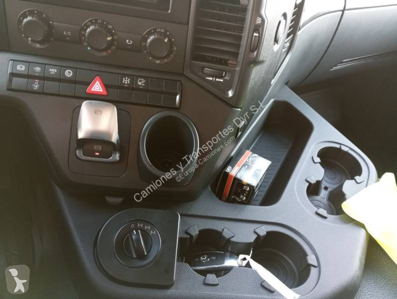 Traktor Mercedes